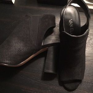 worn once peep toe heels 🎉🎉